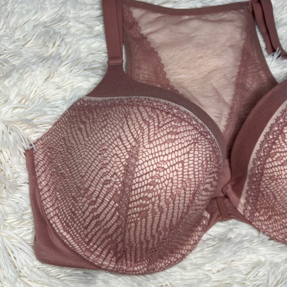 Victoria’s Secret front close bra 36DD - Picture 8 of 16